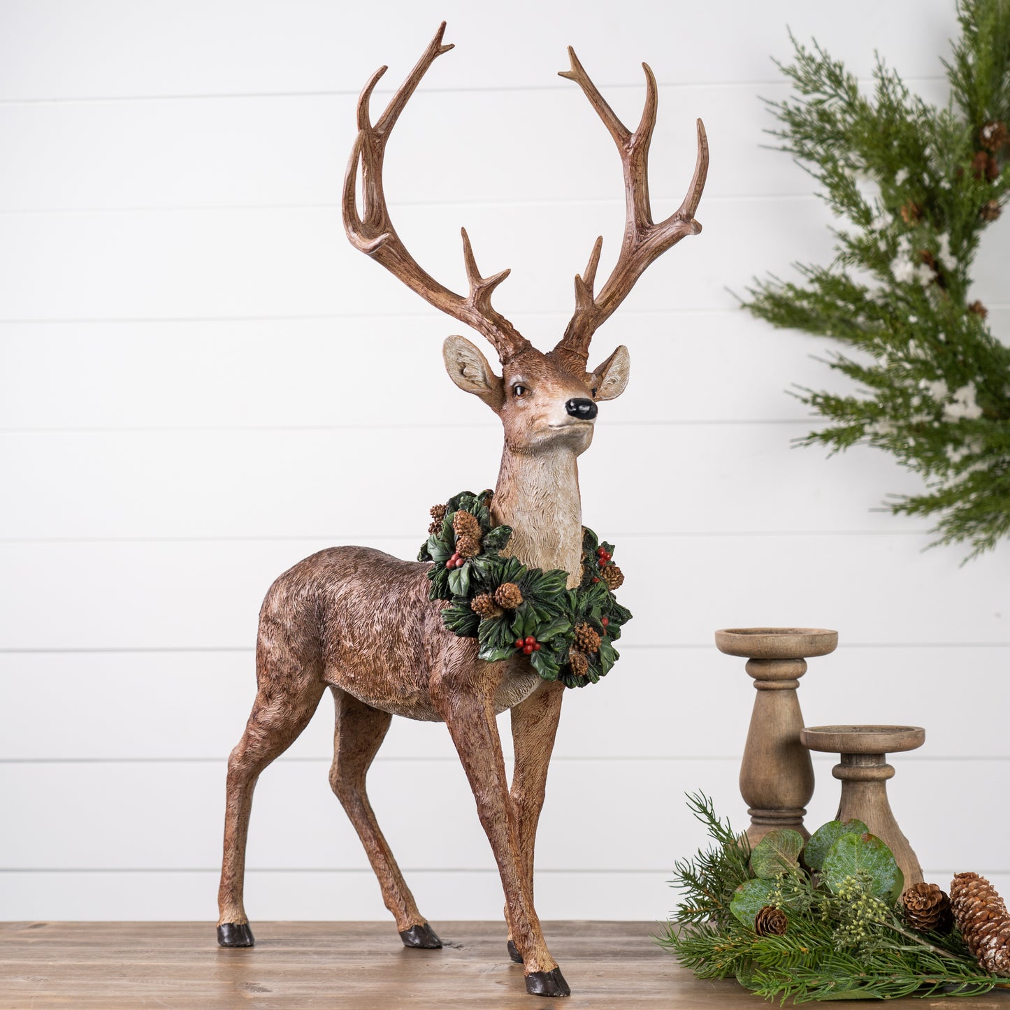 Deer With Wreath  Figures Set 2